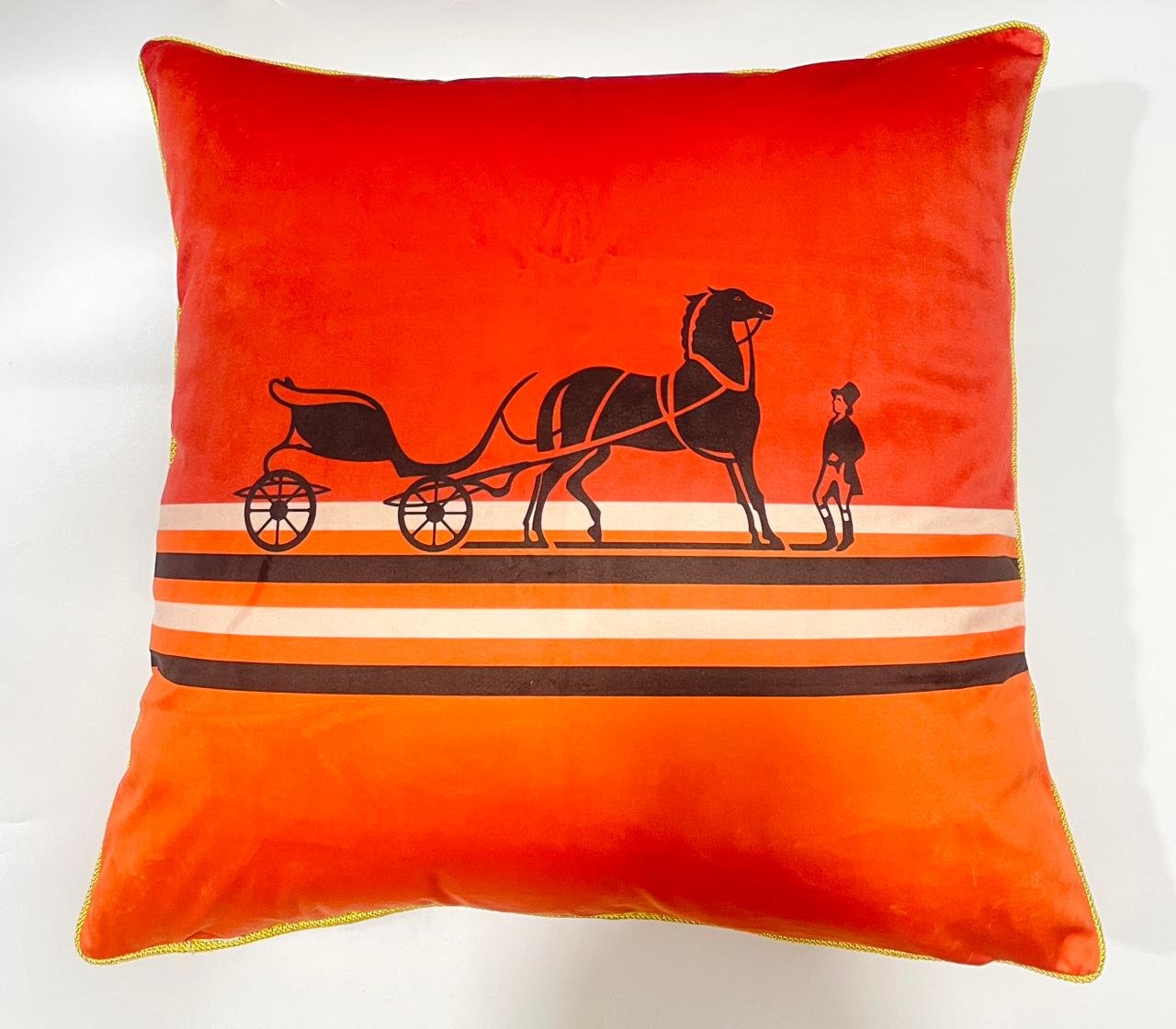 Velvet cushion from Hermes  - Image 3 of 10
