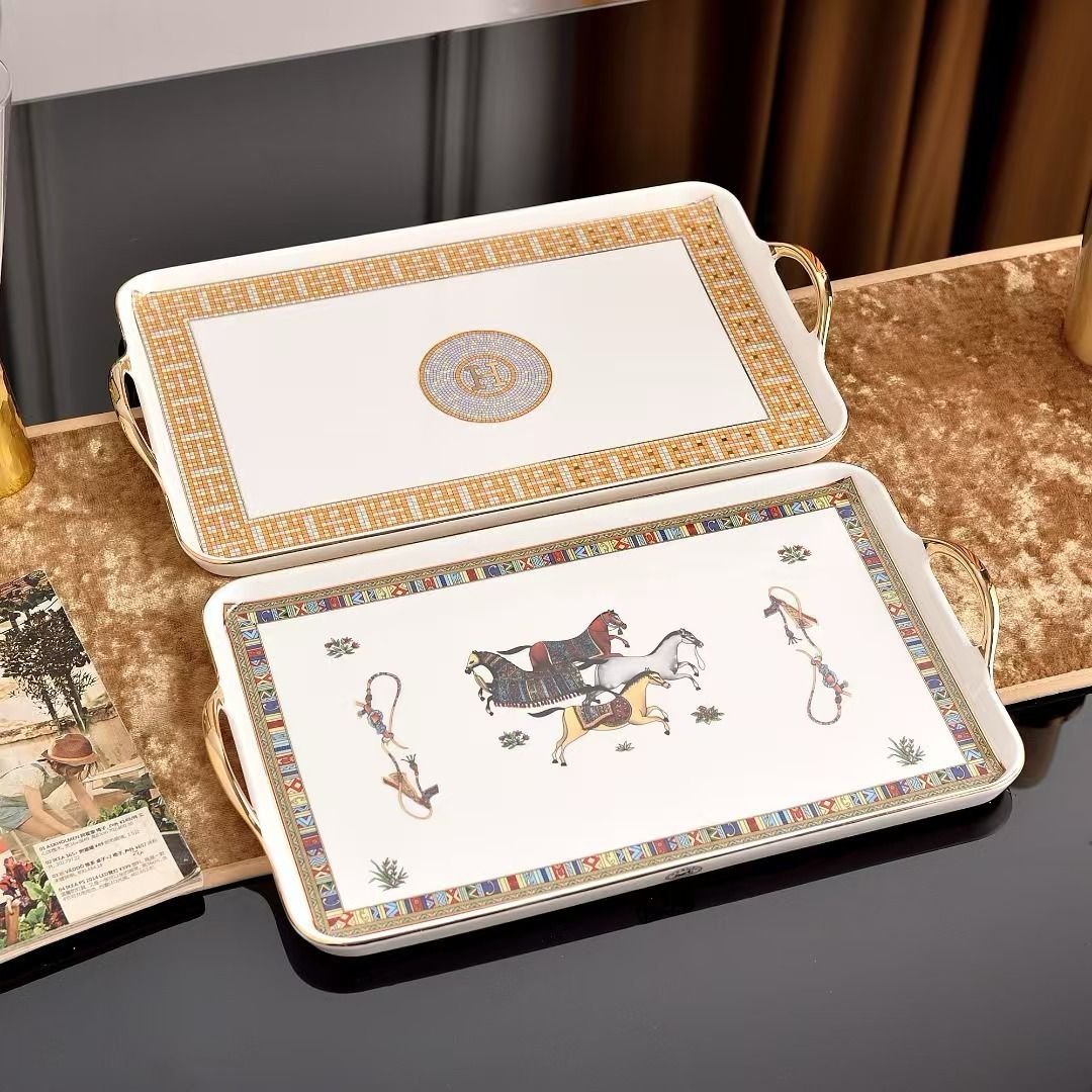 Hermes Tray with two models  - Hermes Tray | Aleppo Gift UAE