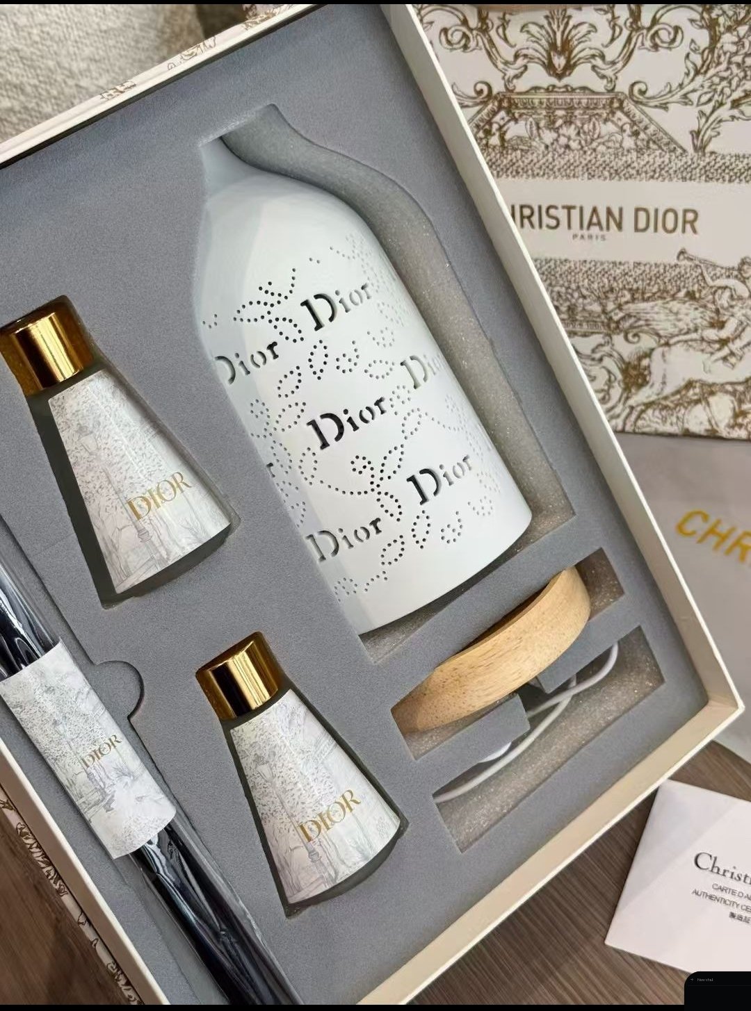fragrance diffuser and lamp - Dior Antiques | Aleppo Gift UAE