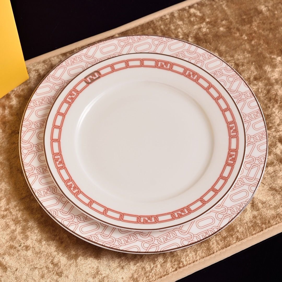 Fendi plates set of two - Image 2 of 4