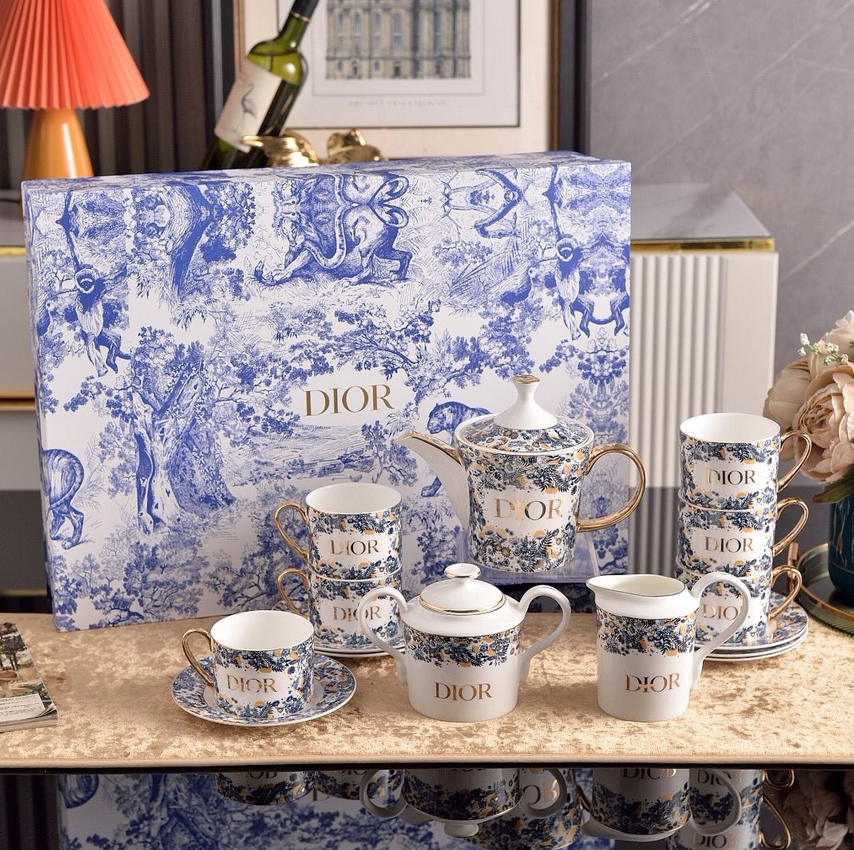 Tea set of 15 pieces for six people - Dior tea cups | Aleppo Gift UAE