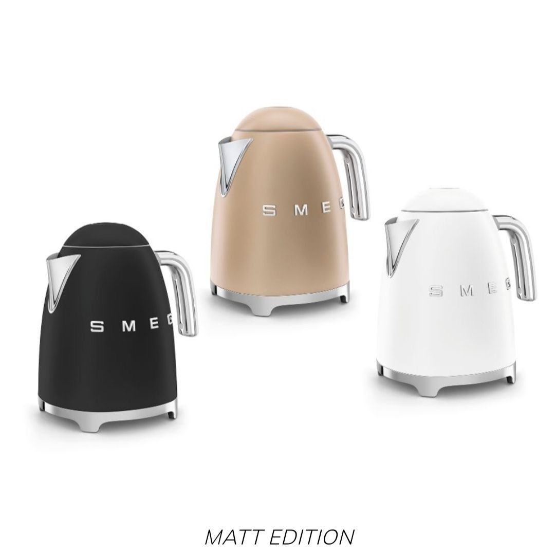 Smeg Klf03ChmUK, 50'S Retro Style Kettle, 1.7 L Capacity With Water Level Indicator, 360 Swivel Base, Anti-Slip Feet - SMEG Antiques | Aleppo Gift UAE
