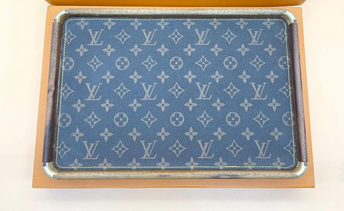 LV trinket tray from Louis Vuitton  - Image 2 of 4