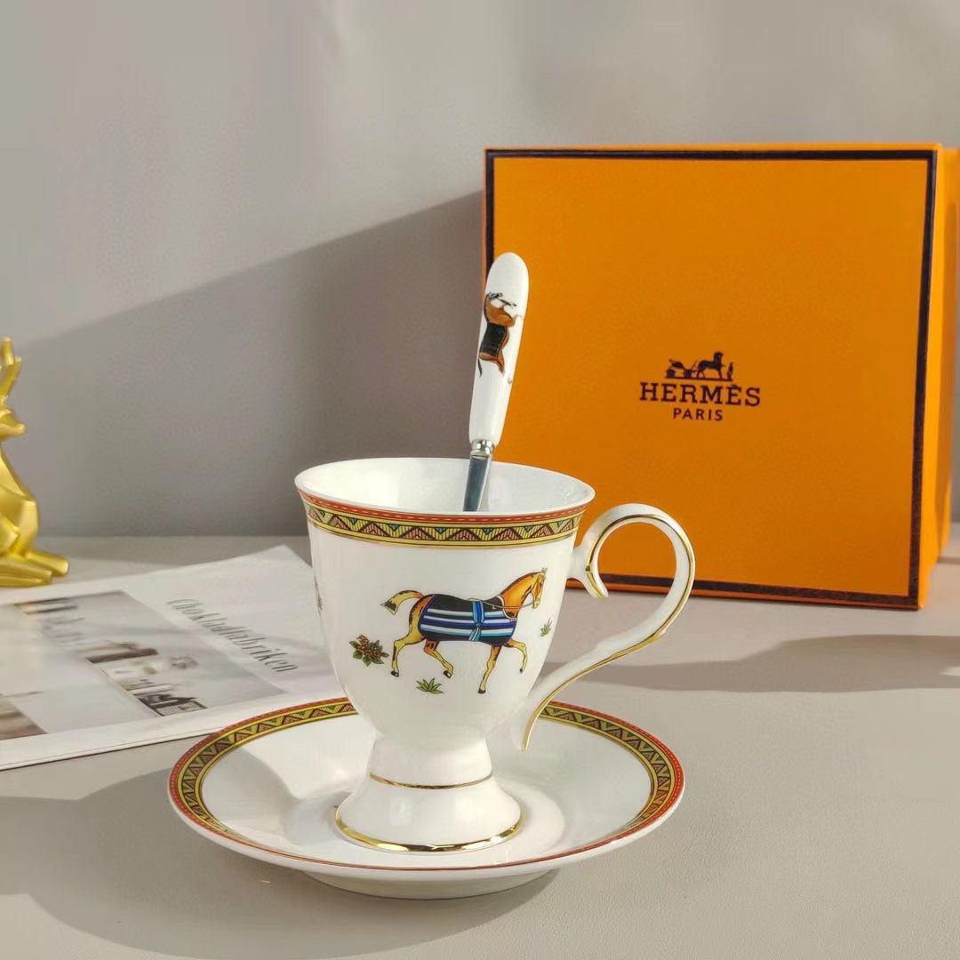 Cup with spoon from Hermes - Hermes Cups | Aleppo Gift UAE