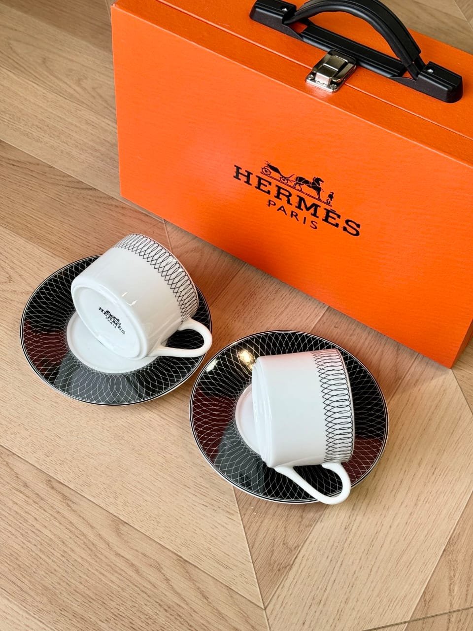 Hermes tea set of two cups with saucers  - Hermes Cups | Aleppo Gift UAE