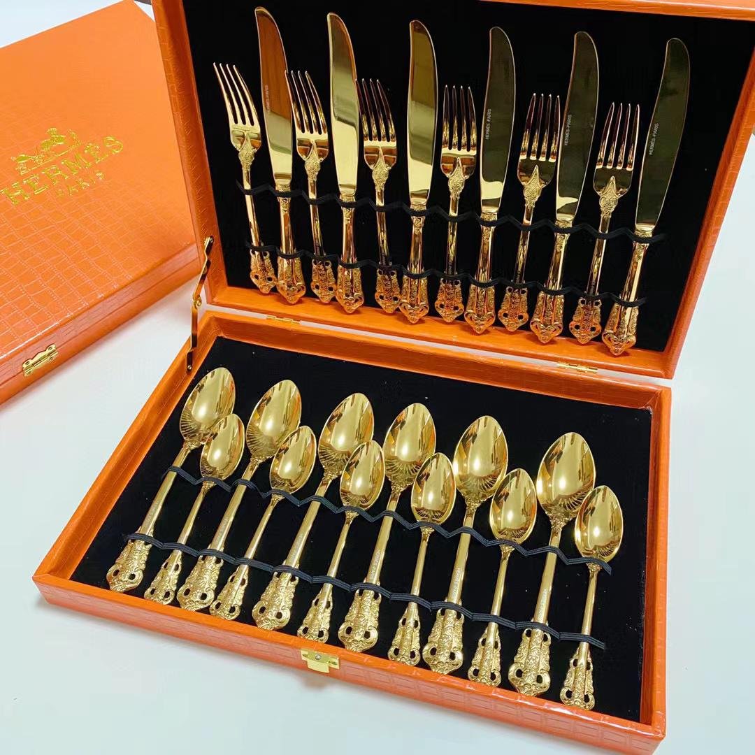 Hermes cutlery set for six people, Gold or Silver - Image 3 of 4